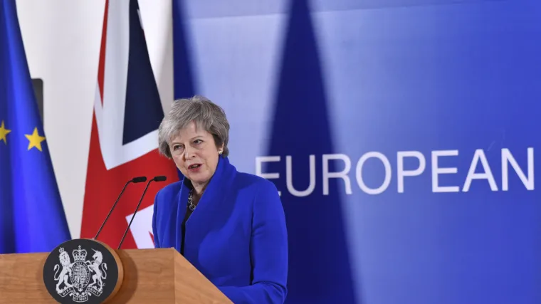 Većina članova stranke Therese May protivi se njezinom sporazumu o Brexitu