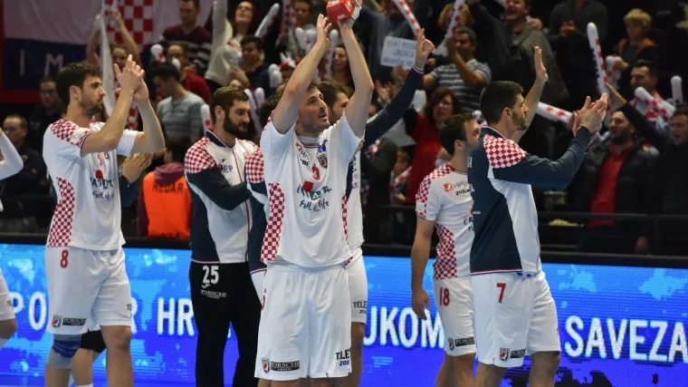 U vikend možete ući s rukometnom utakmicom te filmovima Odmetnuta porota, Invazija, Noć u muzeju i Moja lažna žena