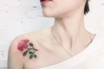 Novi trend u tetoviranju koji bi i naše bake mogle odobriti