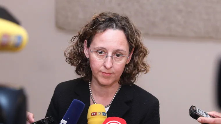 'Regulirat ćemo odgovornost za komentare u medijima i na dru&scaron;tvenim mrežama, a osniva se i Vijeće za medije'