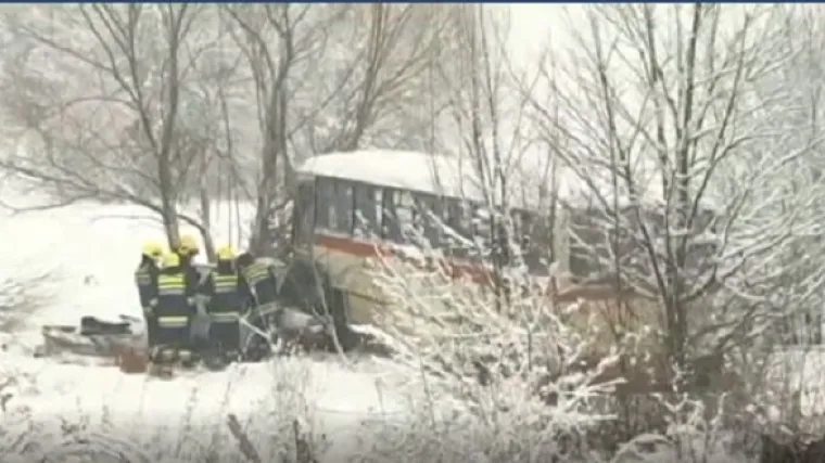 Mladoj trudnici se bore za život, a ozlijeđena je još jedna djevojka