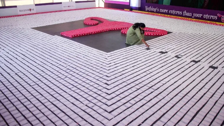 Indijski ginekolozi složili najdulju liniju od higijenskh uložaka