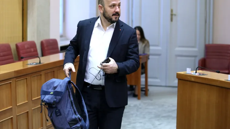 Maras podnio kaznenu prijavu DORH-u zbog Tomićeva prelaska u Bandićev klub