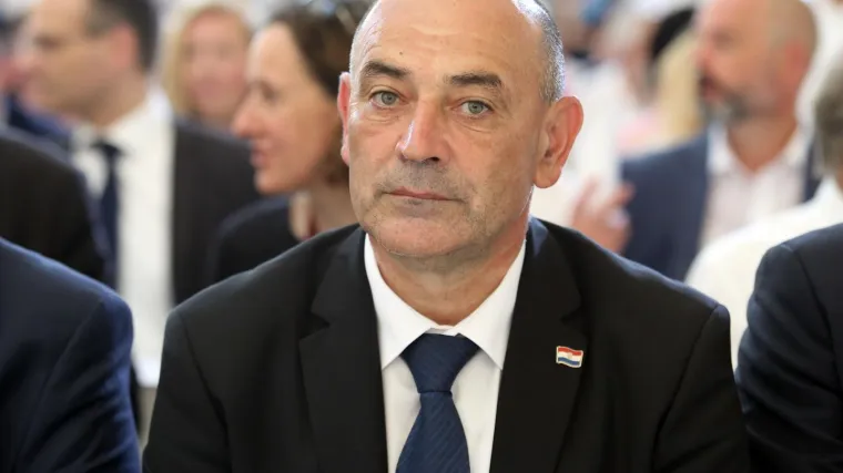 Ministar Medved: Istražuje se prepiska u kojoj je branitelju sugerirano da 'provali u prazan stan'