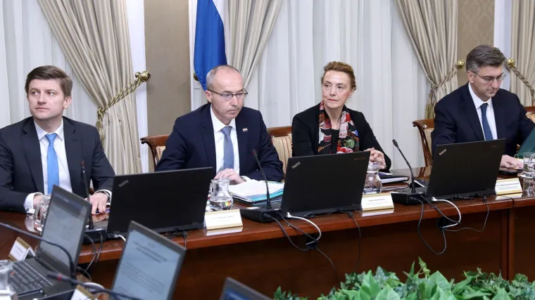 Vlada na sjednici potvrdila da je posao s Izraelom raskinut