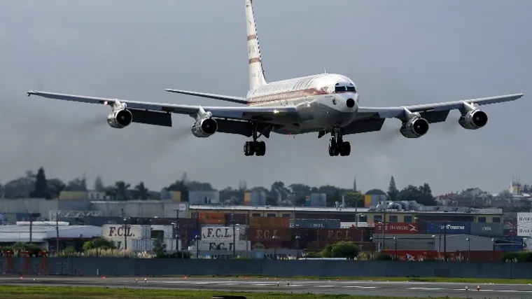 Proma&scaron;io pistu, sru&scaron;io ogradu i zavr&scaron;io u naseljenom području