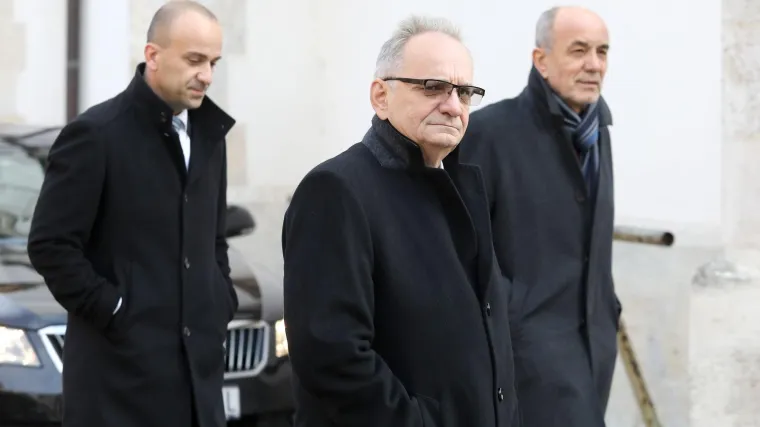 Hoće li Penava biti izbačen iz HDZ-a? 'Netko bi uskoro mogao zavr&scaron;iti u loncu'