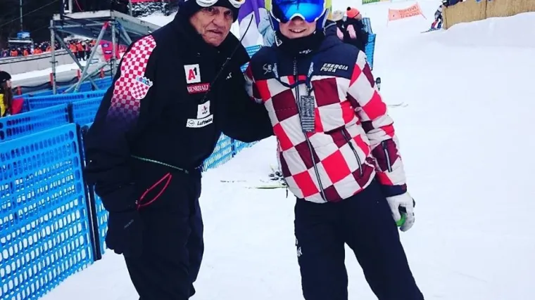 U tramvaju napadnuta zbog – kockica