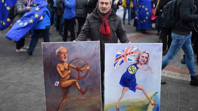 &Scaron;to će biti ako Theresa May danas doživi debakl u parlamentu? Ni&scaron;ta dobro