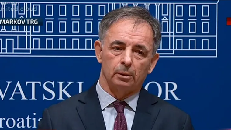 'Pravo je pitanje tko Penavu vodi u ovu, za njega prilično riskantnu, avanturu'