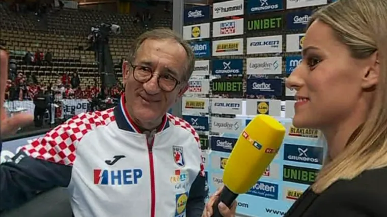 'Lino, jaaaavi seee!' Pogledajte kako su igrači ometali izbornika nakon velike pobjede nad &Scaron;panjolskom