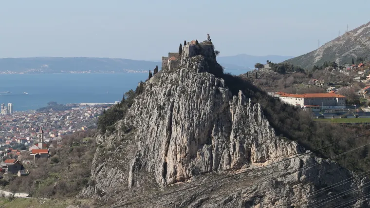 Tragedija na Klisu: Policija u podnožju tvrđave prona&scaron;la mrtvog mu&scaron;karca