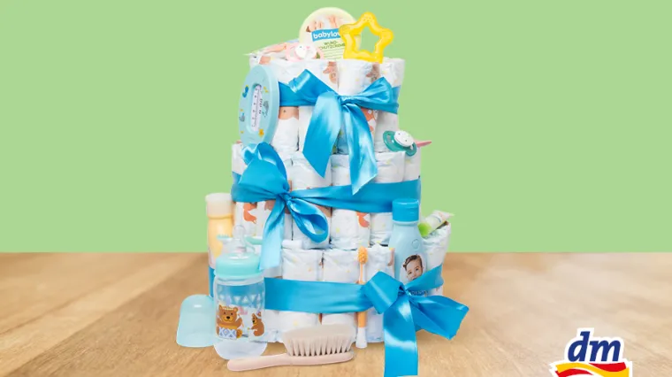 Čime darovati novopečene roditelje? Imamo ideju za vas!