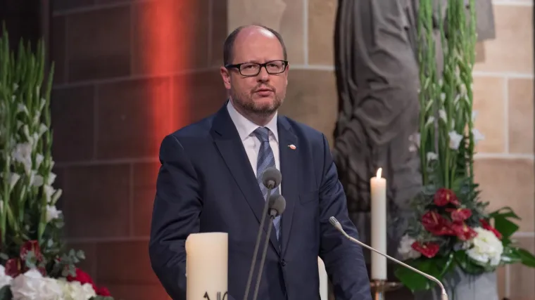 Tisuće Poljaka odale počast ubijenom gradonačelniku Gdanjska