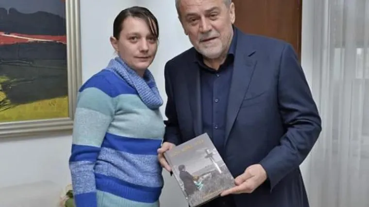 'Treba oprostiti, ali ne i zaboraviti': Bandić 'djevojčici u plavom kaputiću' obećao kupiti kuću