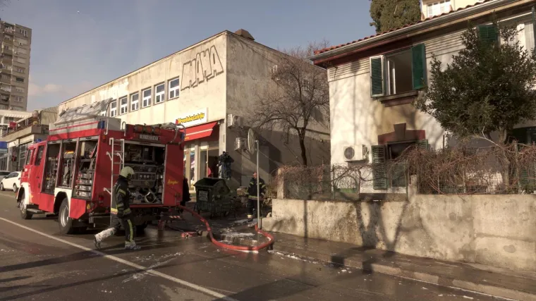 U požaru ozlijeđen mu&scaron;karac: 'Živi sam, bez primanja, bojali smo se da ne dođe do ovoga'