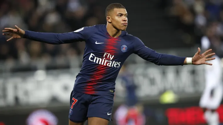 Kylian Mbappe: Dobro mi je u Parizu. Real Madrid? U nogometu se nikad ne zna...'