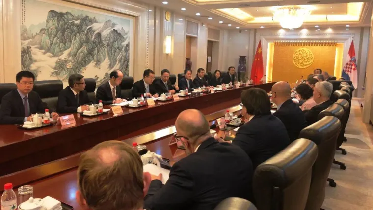 Ministar Butković je u Pekingu: Je li u skoroj budućnosti moguć izravan let Zagreb - Peking?