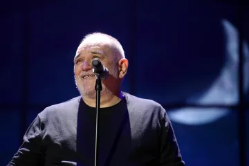 Posvetio ju je jednom gradu, 'zaposjednutom i poraženom'