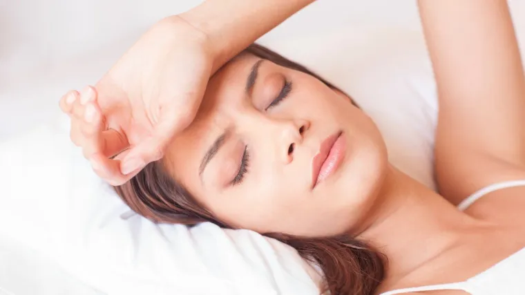 Ako imate jake migrene izbjegavajte alkohol, osobito crno vino