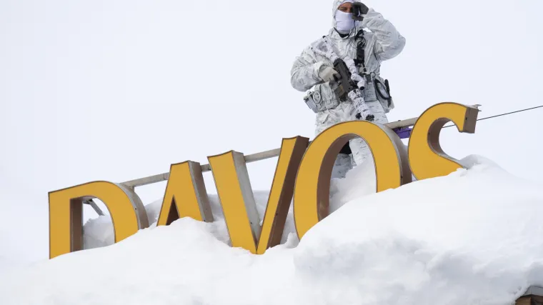 Najmoćniji ljudi svijeta stižu u Davos, a umjesto Trumpa 'uletio' kontroverzni desničar