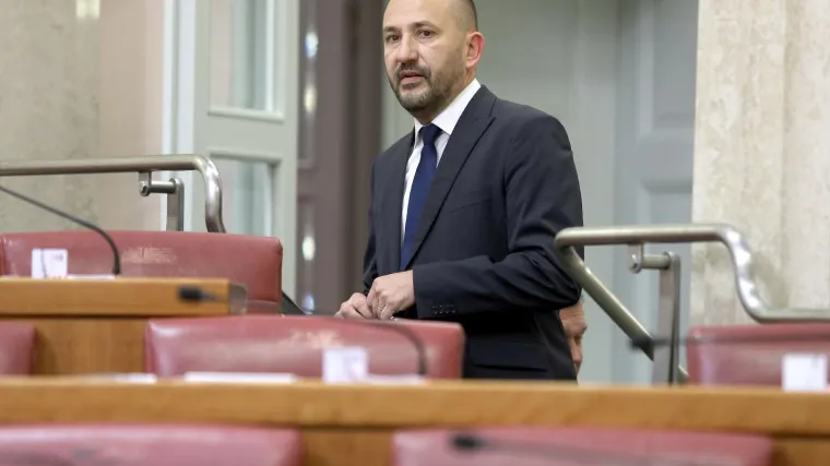 Sabor: Zekanović zahtijeva uvjetovanje Srbiji ulazak u EU priznavanjem agresije na Hrvatsku
