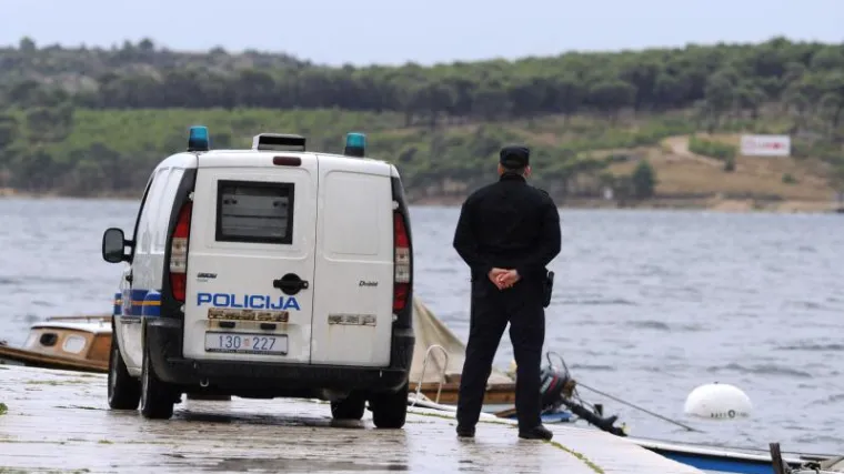 Dvojica mrtvih u Istri: Preminuo ronilac, a na brodu pronađen mrtav ribar