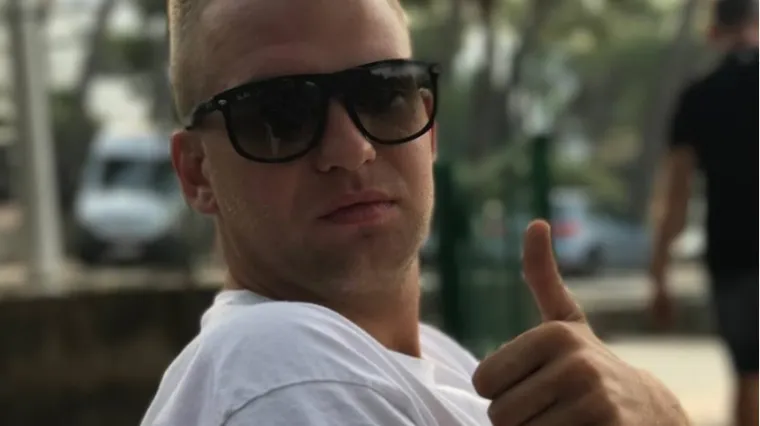 HDZ-ovac (28) POSTAO DIREKTOR NA TEMELJU ČLANSKE ISKAZNICE PA UVRIJEDIO NOVINARKU: 'Ne pravi se pametna, ja sam završio fakultet'