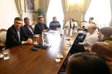 Kujundžić nakon sastanka s roditeljima oboljelih od SMA: 'Novac neće biti zapreka, no...'