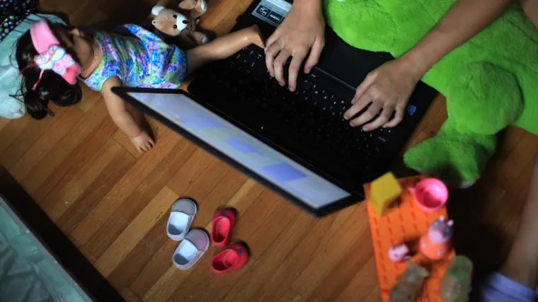 Internetskom predatoru 4 godine zatvora: Preko Facebooka proganjao je pet djevojčica