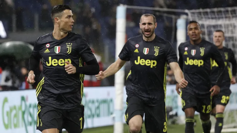 Cristiano Ronaldo pogotkom na samom kraju utakmice donio Juventusu pobjedu na gostovanju u Rimu