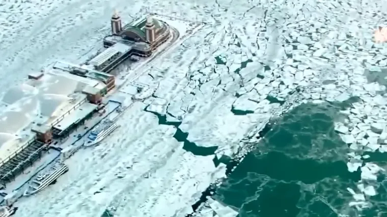 Ljudi izlaze van sa skijaškim maskama, kažu da ne osjećaju svoju kožu