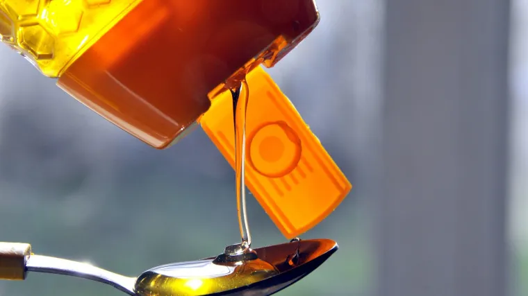 &Scaron;to će se dogoditi ako svaku večer pojedete žlicu meda?