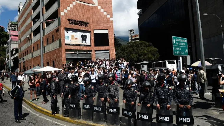 Trump zaprijetio specijalcima i vojsci