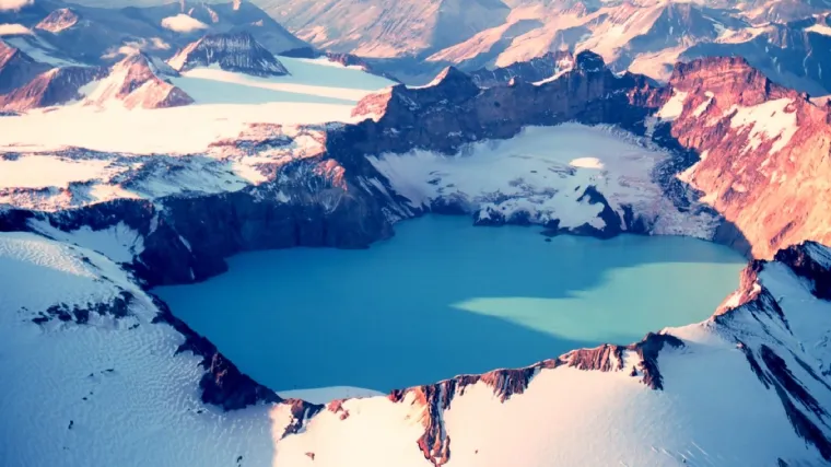Znate li kako nastaje vulkansko jezero