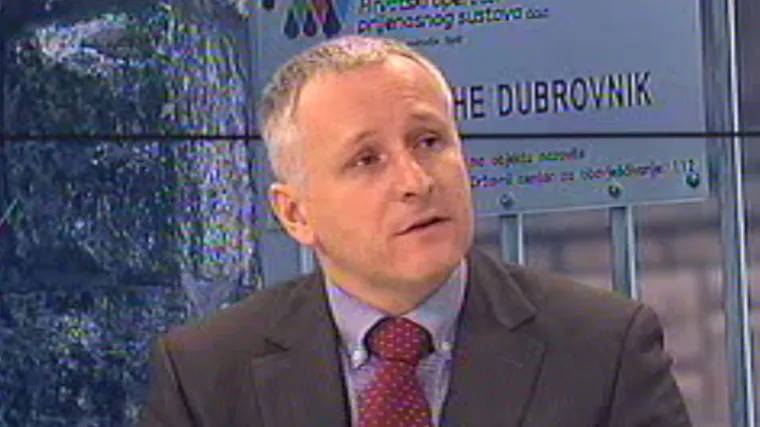 'Ploče od poliestera nikako nisu smjele biti u strojarnici, vrlo su požarno opasne'