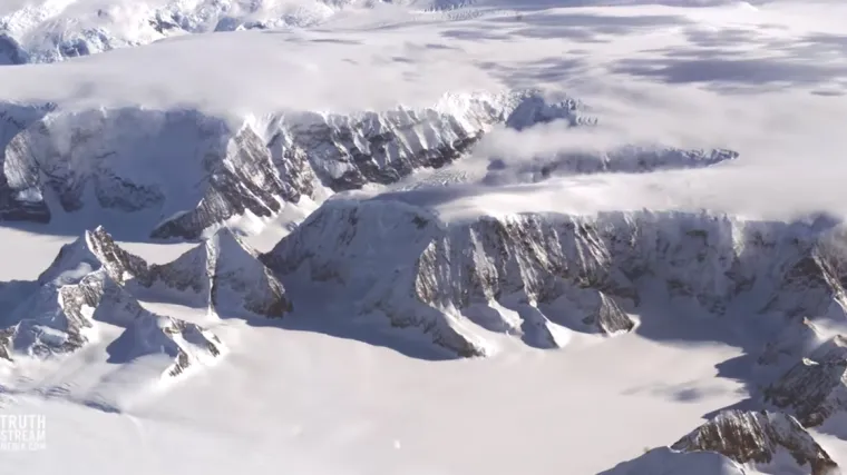 Dokumentarac objavio bombu - ispod leda je drevni grad?