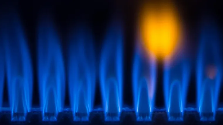 Uskoro stiže nova čestitka građanima! Plin skuplji za 600 tisuća kućanstava, a rast će i cijena struje