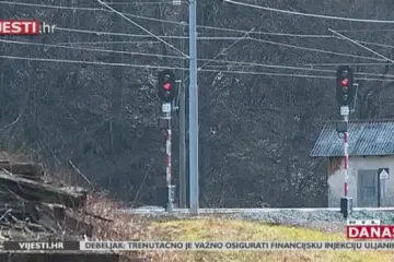 Prometnik na kolodvoru kod Ogulina pijan propuštao vlakove te prijetio sinu i bivšoj supruzi
