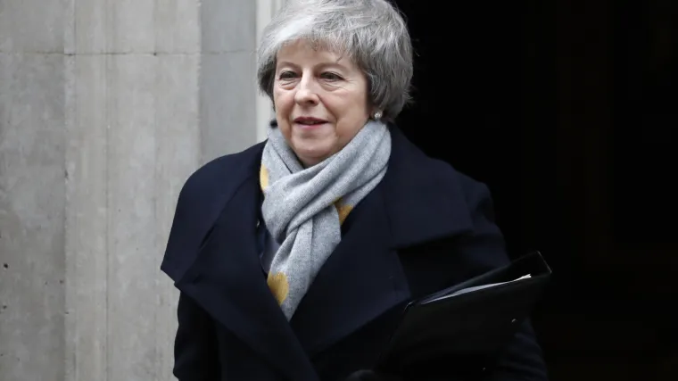 Kupovina vremena: May traži jo&scaron; jednu &scaron;ansu za parlament da se izjasni o Brexitu