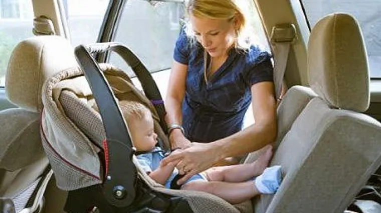 Većina roditelja pogre&scaron;no koristi dječje autosjedalice: Provjerili smo koji je način ispravan!