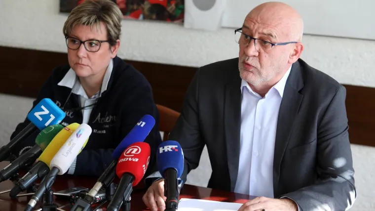 Pozivaju Kujundžića da učini ne&scaron;to za Imunolo&scaron;ki: 'Predsjednica Vijeća bavi se glupostima'