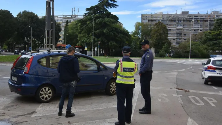 Vidno alkoholizirani 32-godi&scaron;njak prijetio smrću policajcima i njihovim obiteljima, nije se dobro proveo