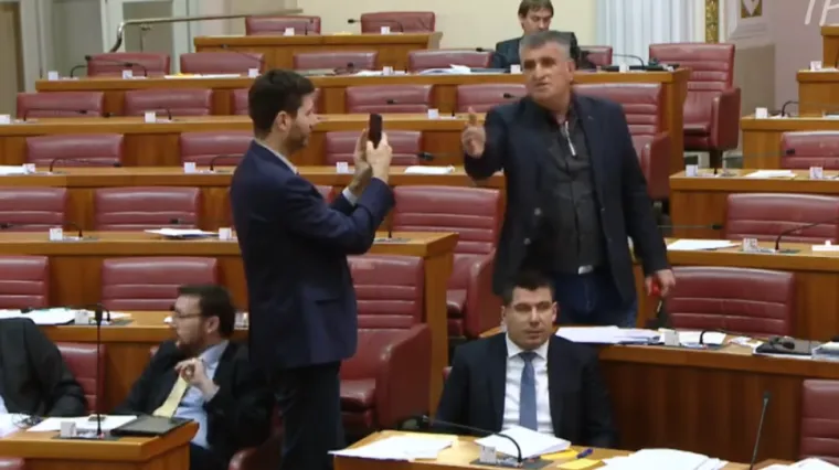 Pogledajte verbalni obračun