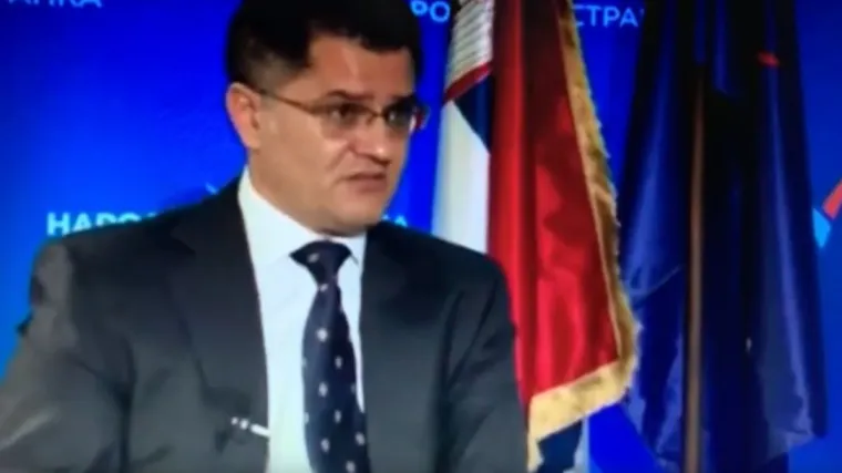 Brutalno popljuvao Vučića i poručio: 'On je gori od Milo&scaron;evića, uličar bez manira'