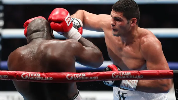 Od sada će se o njegovoj karijeri brinuti čovjek koji zastupa boksačkog kralja