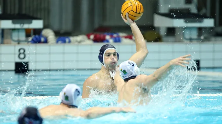 Mladost svldala splitskog Jadrana kod kuće i oslala uvjerljivo vodeća momčad regionalne lige