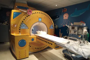 Magnetska rezonancija u Klaićevoj sad je podmornica koja plovi među ribama