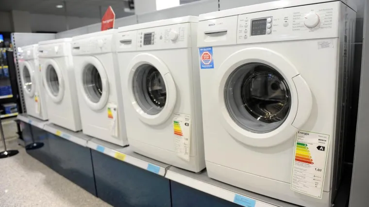 Država će pomagati pri kupnji energetski učinkovitijih uređaja, ali i 'zelenih vozila'