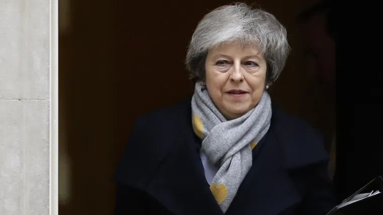 May parlamentarcima: 'Povijest će suditi svima za uloge koje smo imali u procesu Brexita'